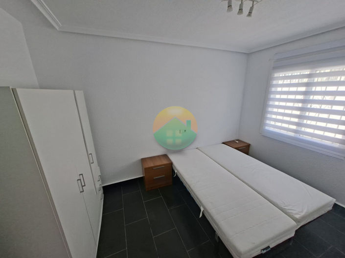 Image No.15-2 Bed House for sale