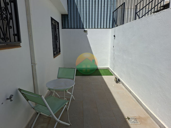 Image No.6-2 Bed House for sale