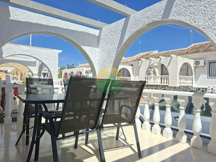 Image No.10-2 Bed House for sale