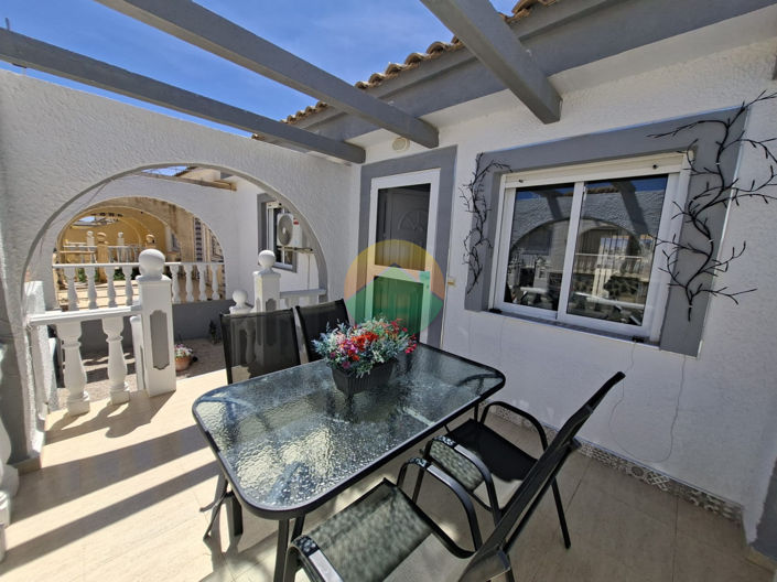 Image No.5-2 Bed House for sale