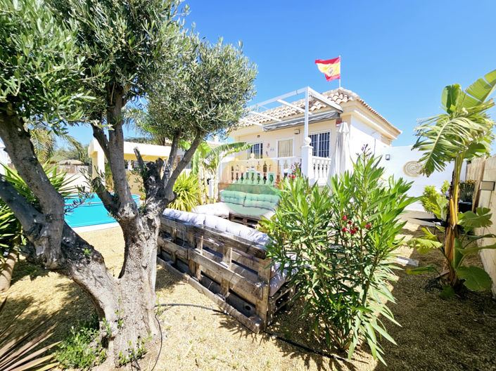 Image No.9-1 Bed Villa for sale