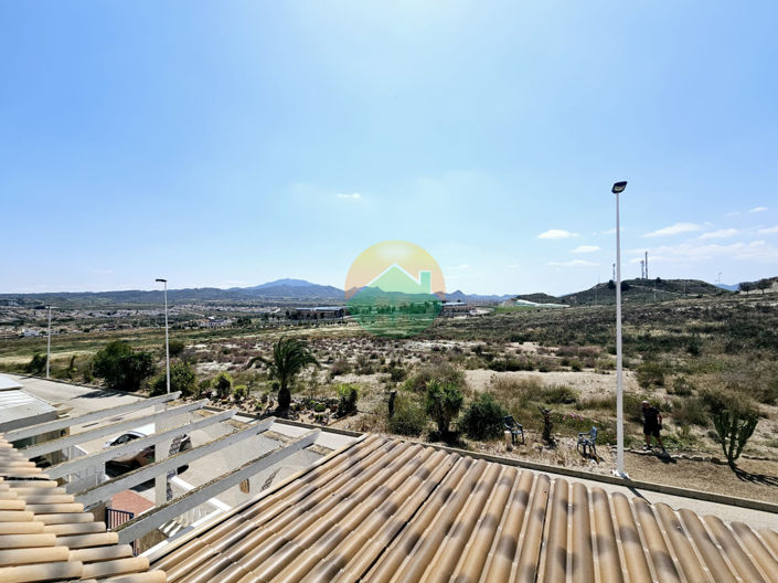 Image No.23-2 Bed Semi-Detached for sale