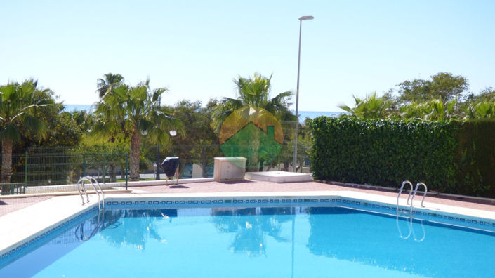 Image No.3-2 Bed House for sale