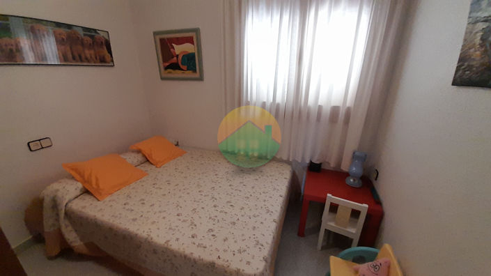 Image No.19-4 Bed House for sale