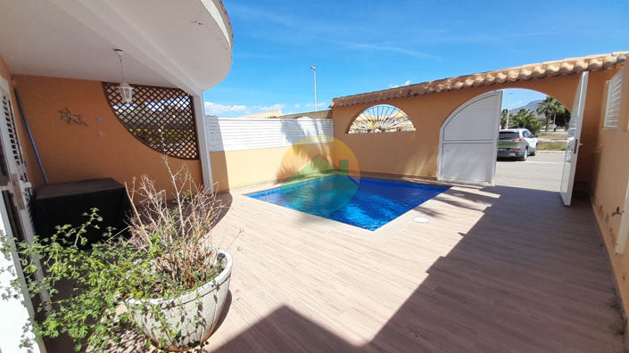 Image No.8-4 Bed House for sale