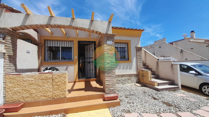 Image No.10-2 Bed Semi-Detached for sale