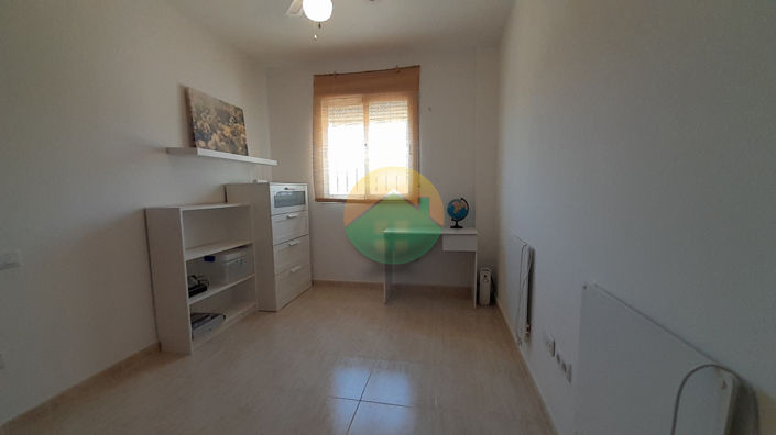 Image No.19-2 Bed Semi-Detached for sale