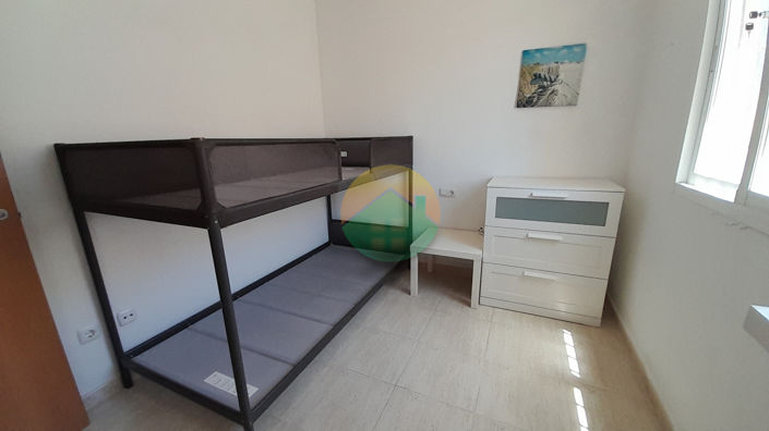 Image No.21-2 Bed Semi-Detached for sale