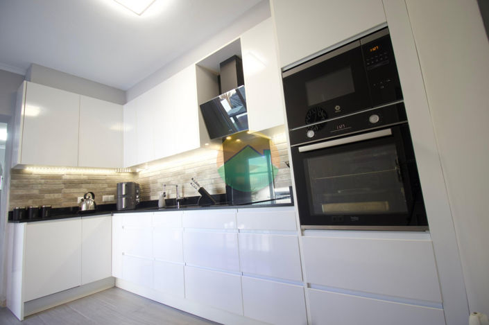 Image No.3-3 Bed Semi-Detached for sale