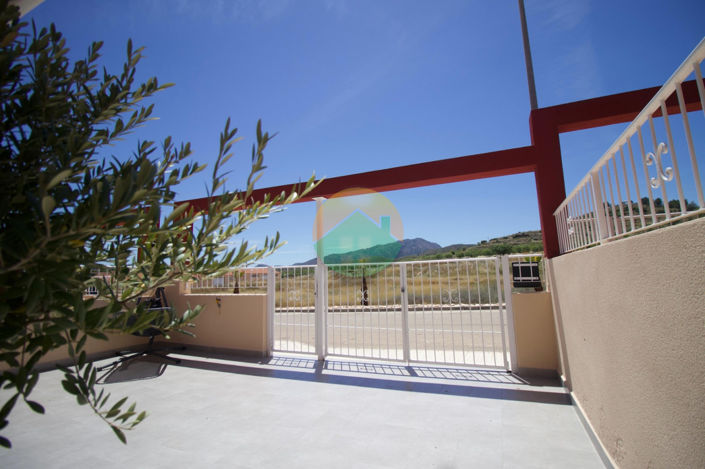 Image No.8-3 Bed Semi-Detached for sale