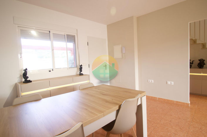 Image No.12-3 Bed Semi-Detached for sale