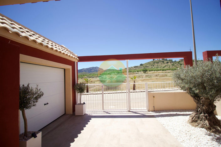 Image No.7-3 Bed Semi-Detached for sale