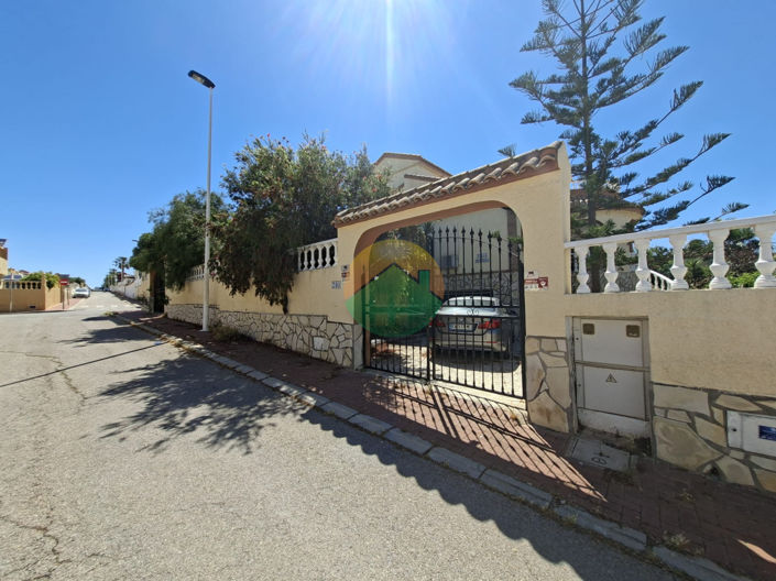 Image No.8-Villa de 4 chambres à vendre à Camposol