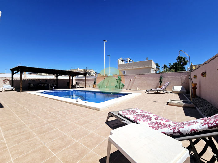 Image No.6-Villa de 2 chambres à vendre à Camposol