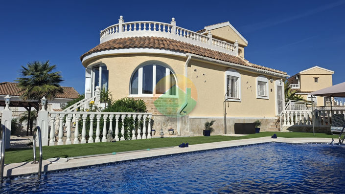 Image No.10-3 Bed Villa for sale