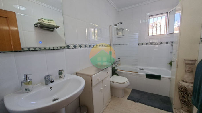Image No.17-3 Bed Villa for sale