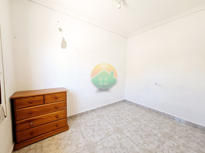 Image No.18-2 Bed Semi-Detached for sale