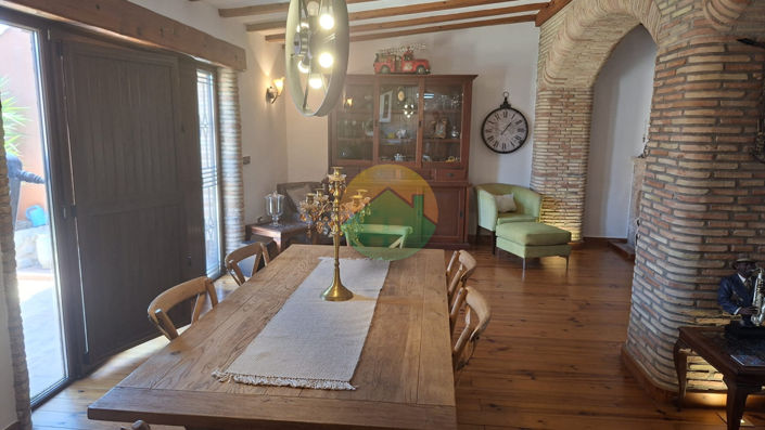 Image No.13-4 Bed House for sale