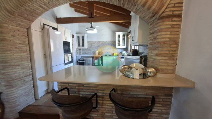 Image No.5-4 Bed House for sale
