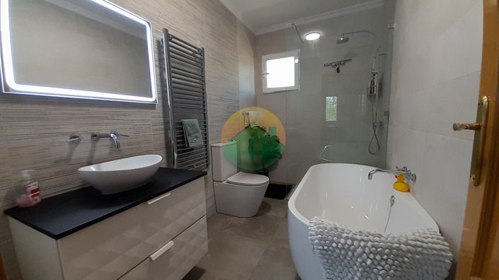 Image No.21-4 Bed Villa for sale