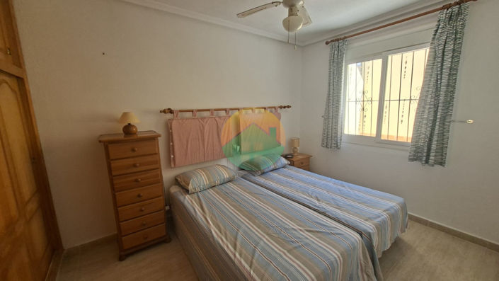 Image No.18-2 Bed House for sale