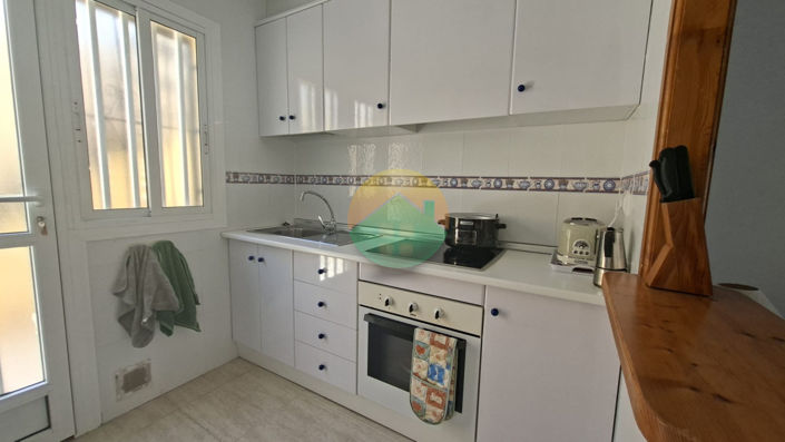 Image No.6-2 Bed House for sale