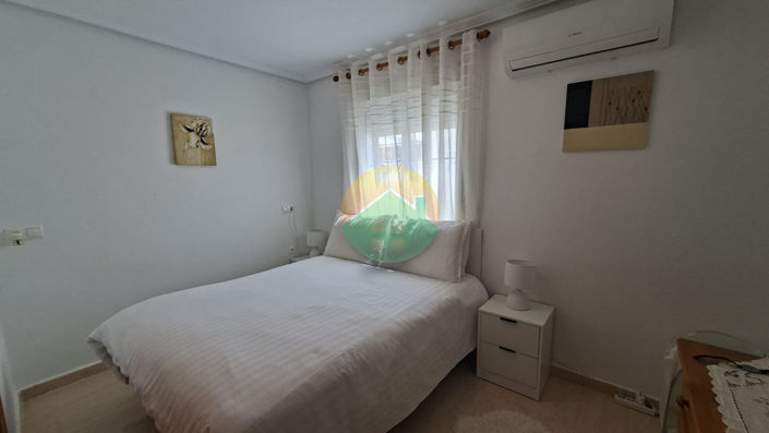 Image No.19-2 Bed House for sale