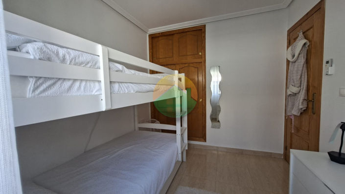 Image No.21-2 Bed House for sale