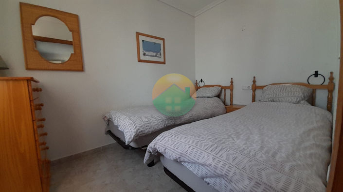 Image No.18-2 Bed Semi-Detached for sale