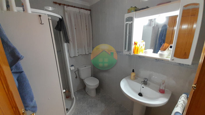 Image No.17-2 Bed House for sale