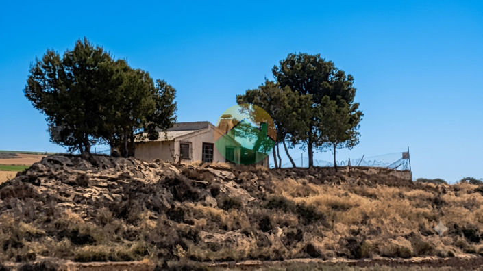 Image No.5-2 Bed Finca for sale
