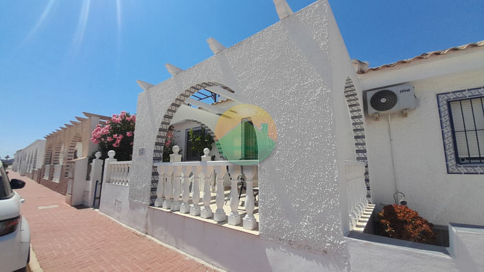 Image No.8-2 Bed House for sale