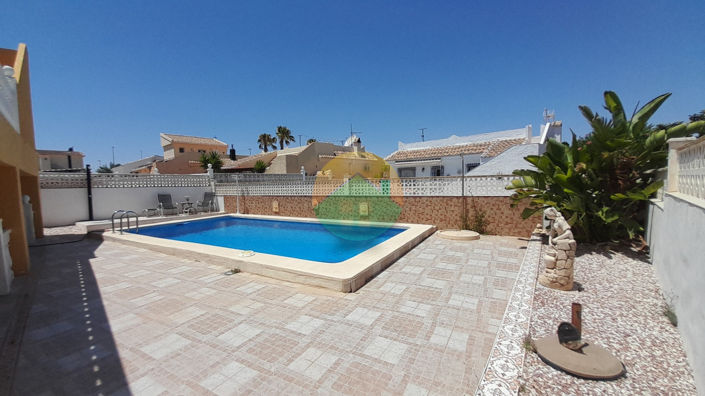 Image No.25-3 Bed Villa for sale