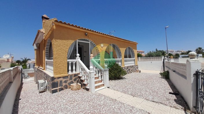 Image No.8-3 Bed Villa for sale