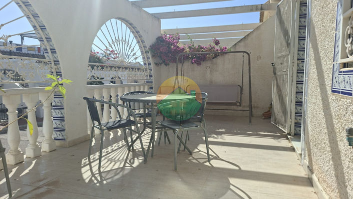 Image No.10-2 Bed Semi-Detached for sale