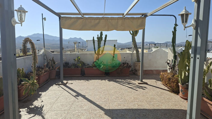 Image No.6-2 Bed Semi-Detached for sale