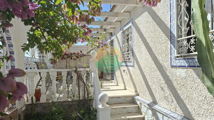 Image No.8-2 Bed Semi-Detached for sale