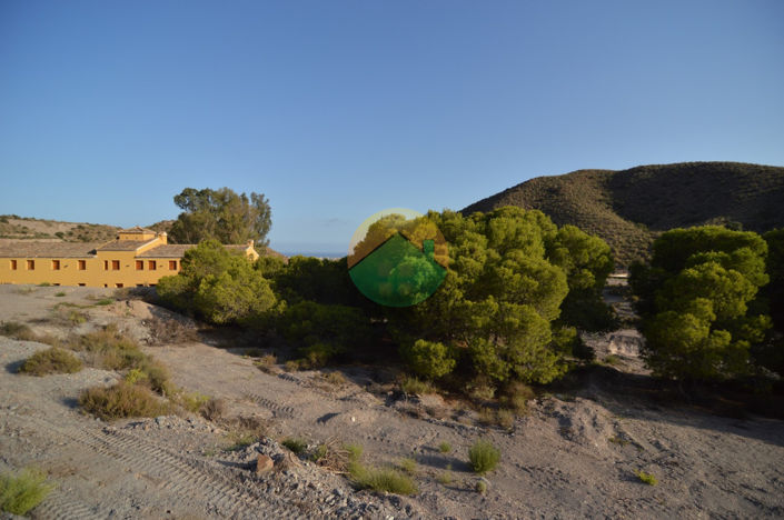 Image No.8-3 Bed Finca for sale