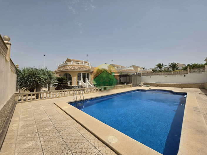 Image No.2-Villa de 3 chambres à vendre à Camposol
