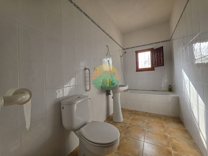 Image No.15-4 Bed Finca for sale