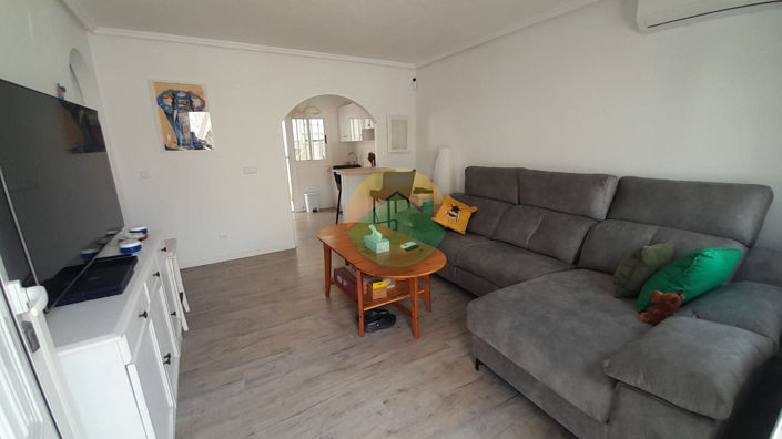 Image No.12-2 Bed House for sale