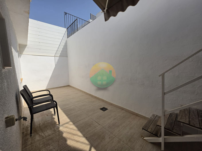 Image No.21-2 Bed House for sale