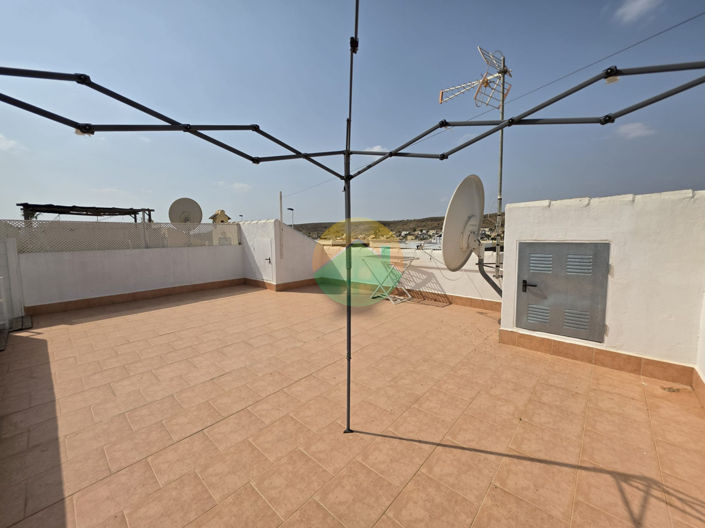 Image No.23-2 Bed House for sale