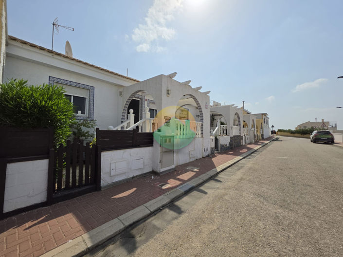 Image No.8-2 Bed House for sale