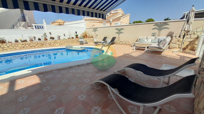 Image No.2-Villa de 4 chambres à vendre à Camposol
