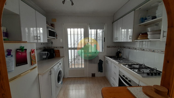 Image No.14-2 Bed House for sale