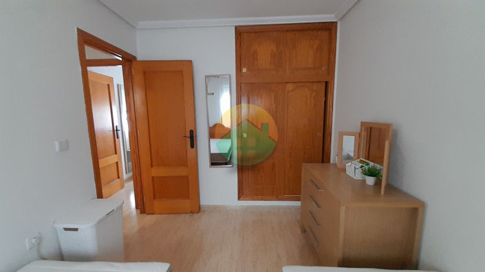 Image No.19-2 Bed House for sale