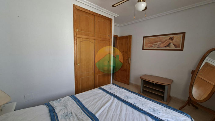 Image No.17-2 Bed House for sale