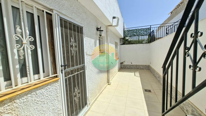 Image No.4-2 Bed House for sale