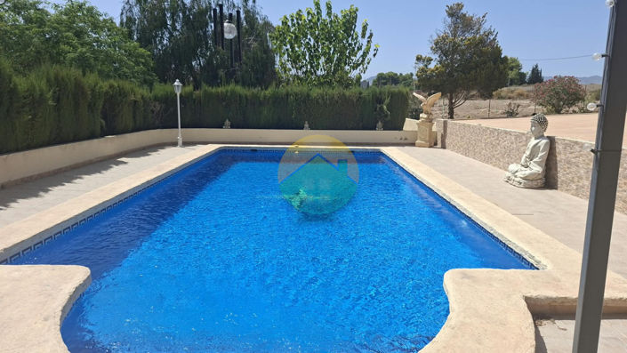 Image No.25-4 Bed Villa for sale